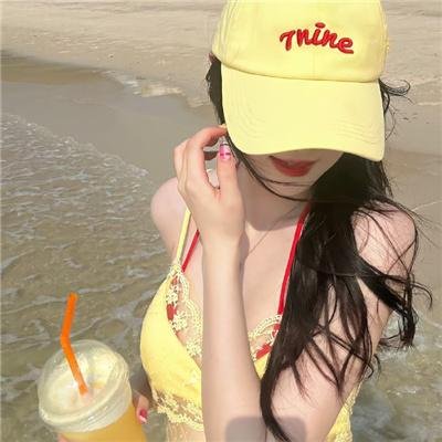 黑夜里的眼睛
